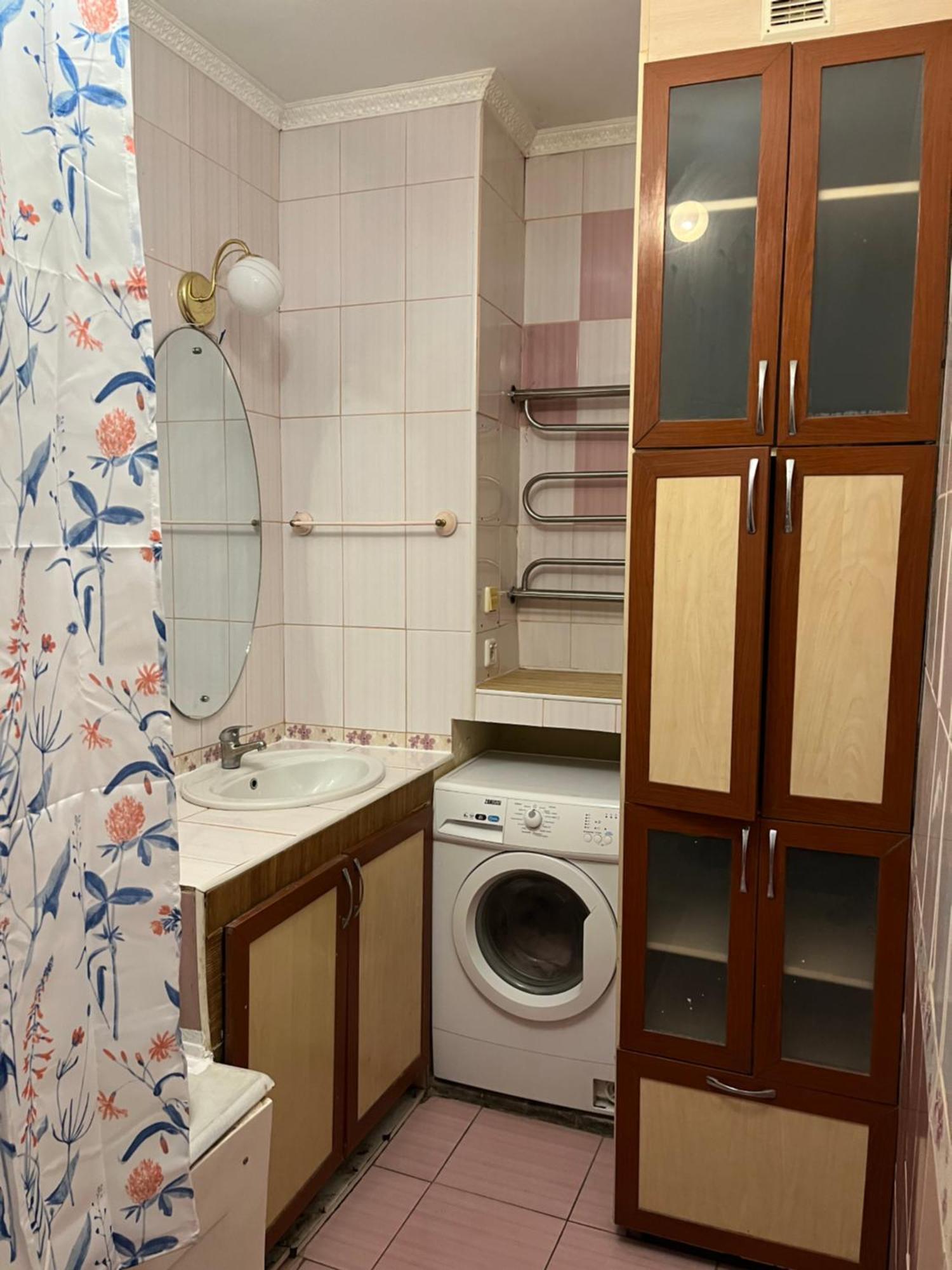 Ararat-Osokorki Hostel Kyiv Exterior photo